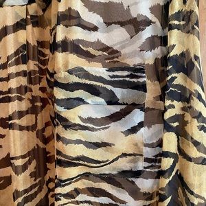 🐅🐅sexy sheer silk tiger blouse🐅🐅